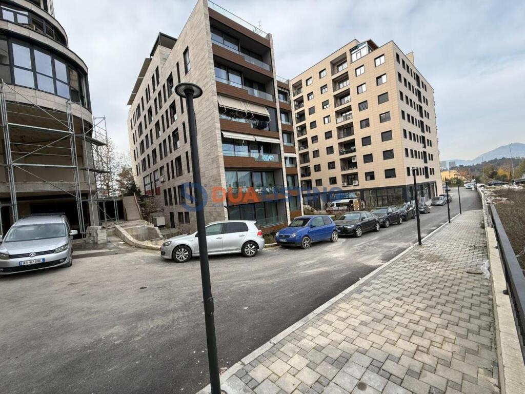 Commercial Space for Sale - 625 m2📍 Dry Lake – near Radisson Collection