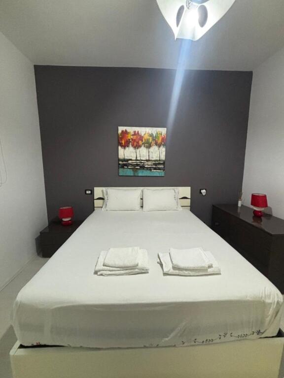 APARTMENT FOR RENT 1+1 + PARKING SPACE –NEAR THE ZOOLOGICAL &amp; BOTANICAL GARDEN!