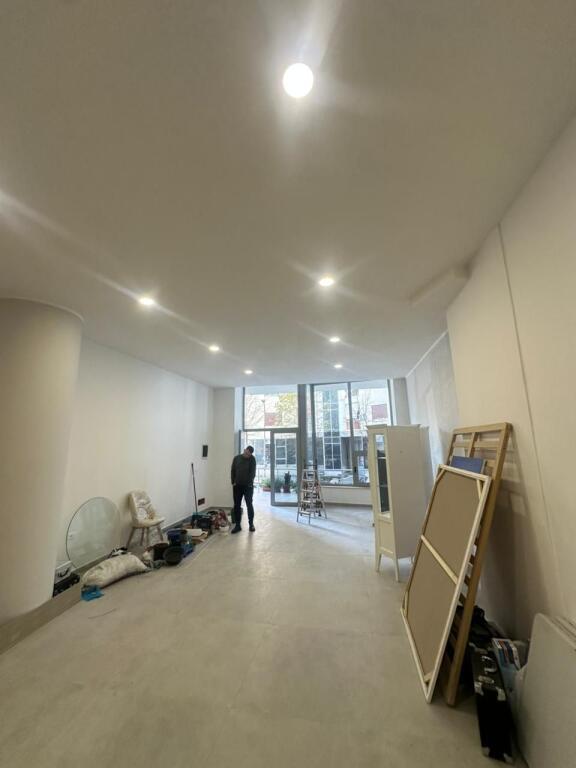 BUSINESS PREMISES FOR RENT, VOLLGA, DURRES.