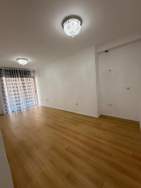 Appartamento 2+1+BALCONE in vendita, FRESK. 112000 € /Mese