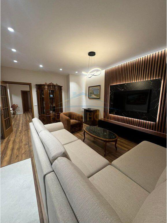 Apartament 2+1+2+POST PARKIMI, Rruga Mine Peza , Tirane
