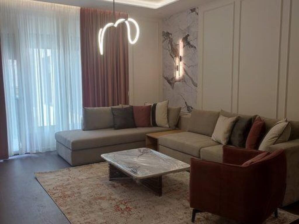 Affitto, Appartamento 2+1+2, Via Kosovareve, Tirana.