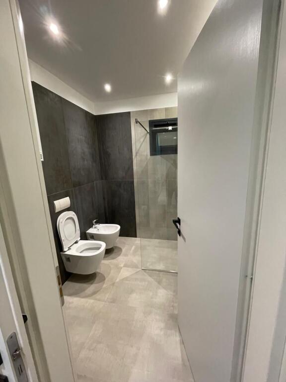 ✨Appartamento di Lusso 2+1 in Affitto | 📍Via Kosovarëve