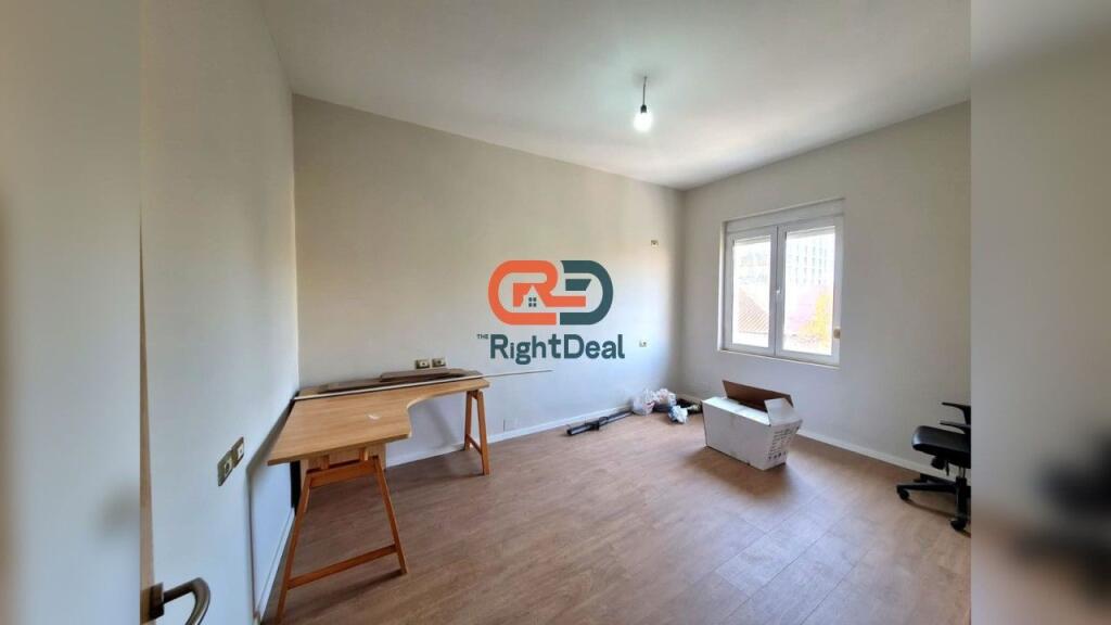 Alla Comune di Parigi, Locale Commerciale in Affitto, Con Posizione Ideale!!!