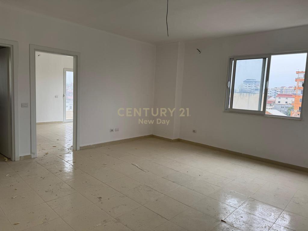 2+1 Apartment For Sale on the Beach, Durrës - 82,000€ | 91.3 m² 82,000 €