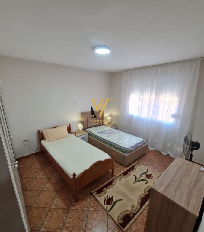 JEPET APARTAMENT 2+1+BLK ME QERA TE RRUGA ELBASANIT 55.000 LEKE