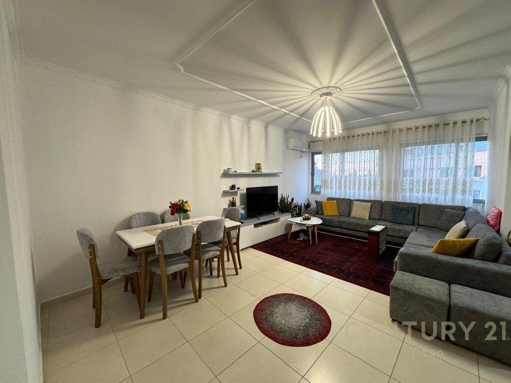 2+1+2 apartment for sale in Fresk!
