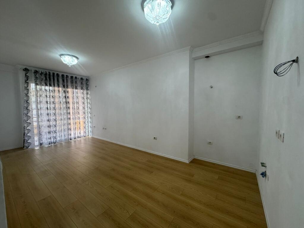 Apartment 2+1, Fresh!