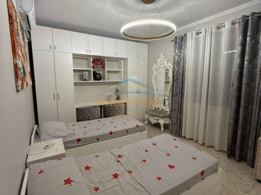 In vendita, Appartamento 2+1, Via Hoxha Tahsim, Tirana.