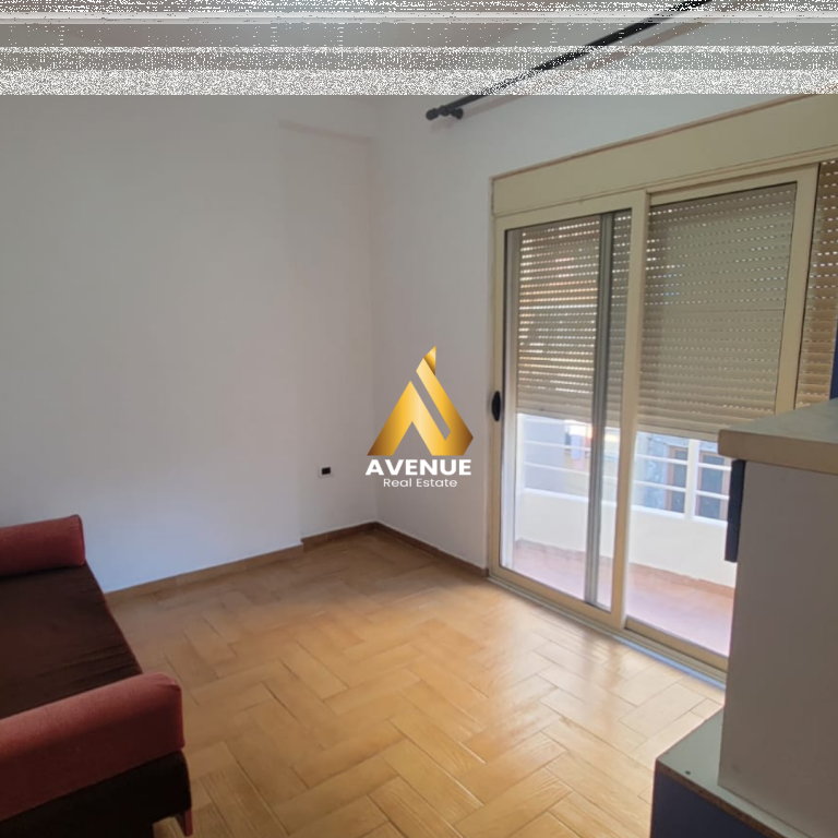 Affittasi appartamento 2+1 – Vicino a Rruga e Kavajës, Tirana