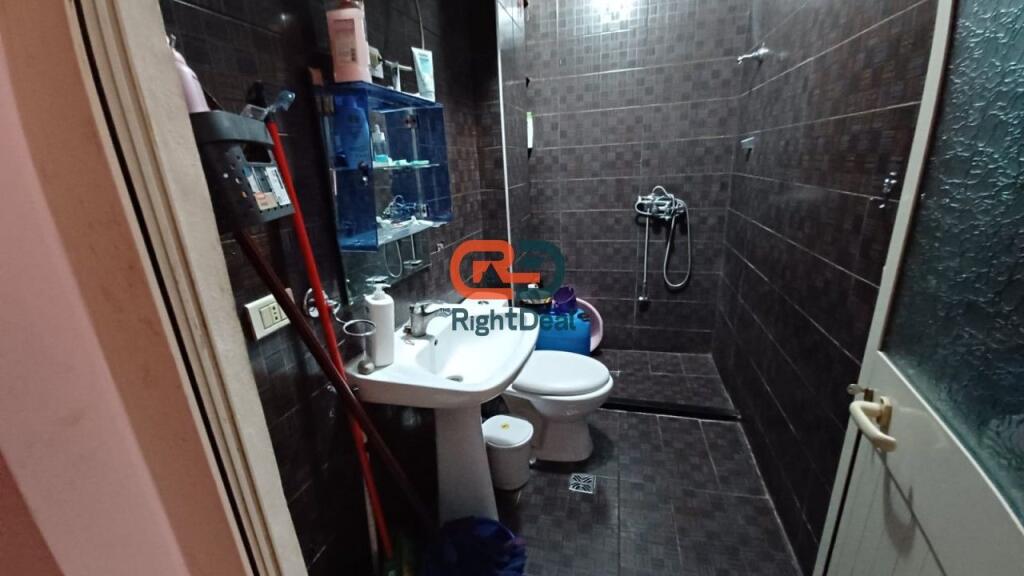 Tek 21 Dhjetori, Shitet Apartament 2+1, Ideal Per Banim Ose Investim!!