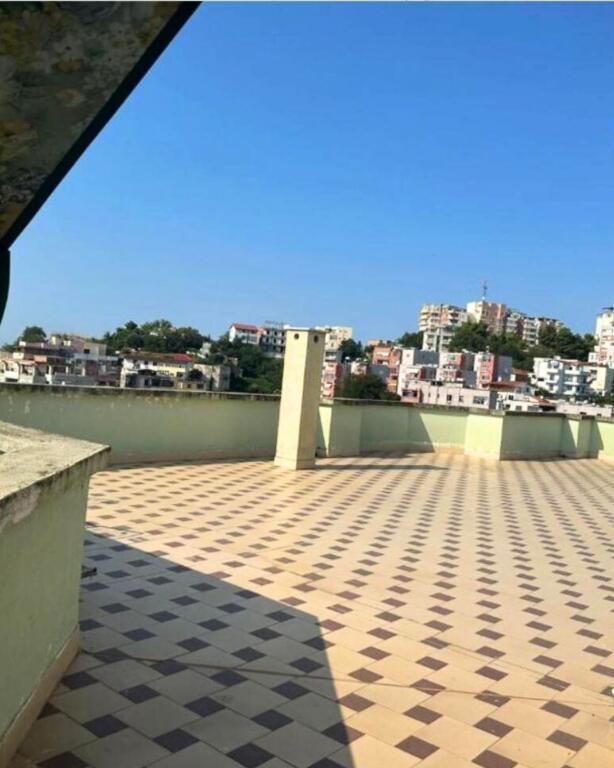 Apartament per Qira