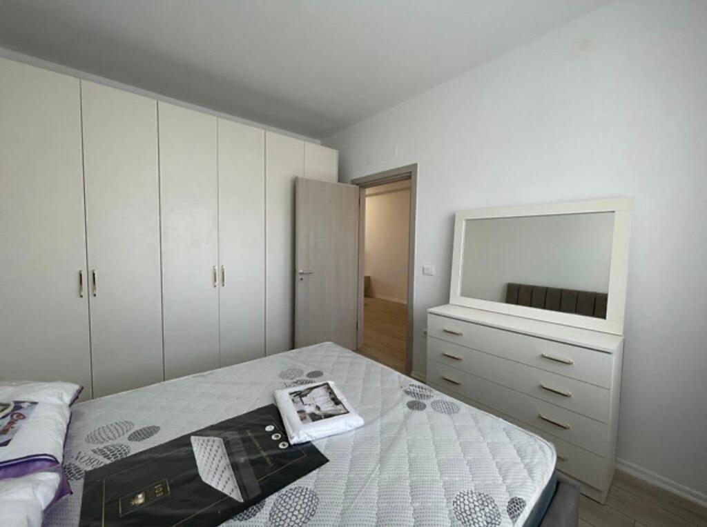 Apartament 2+1 per qira ne Astir.