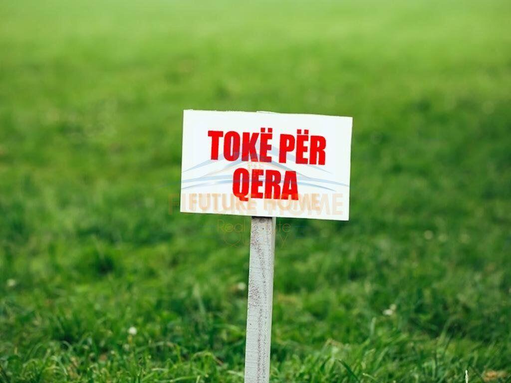 Qera, Tokë , Kamëz.