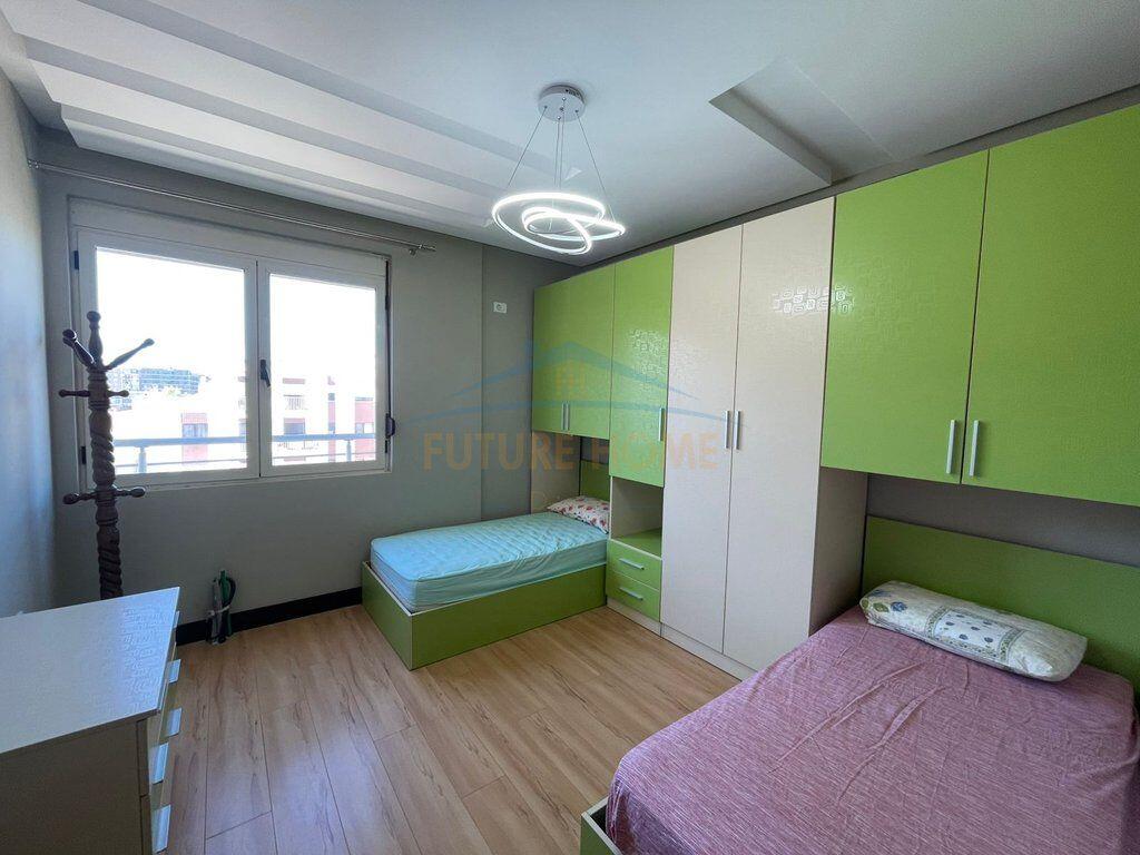 Shitet, Apartament 2+1,Unaza e Re , Tirane 157,000 €