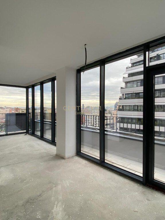 Jepet me Qira Apartament 2+1+ Parkim per Zyra