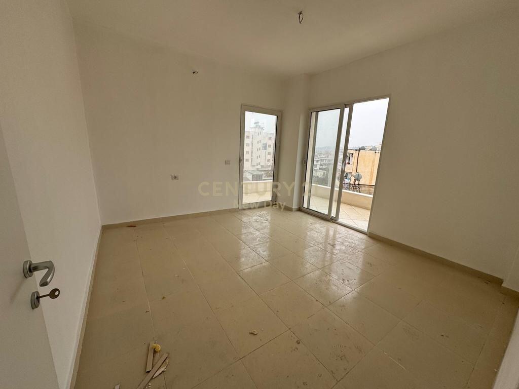 2+1 Apartment For Sale on the Beach, Durrës - 82,000€ | 91.3 m² 82,000 €