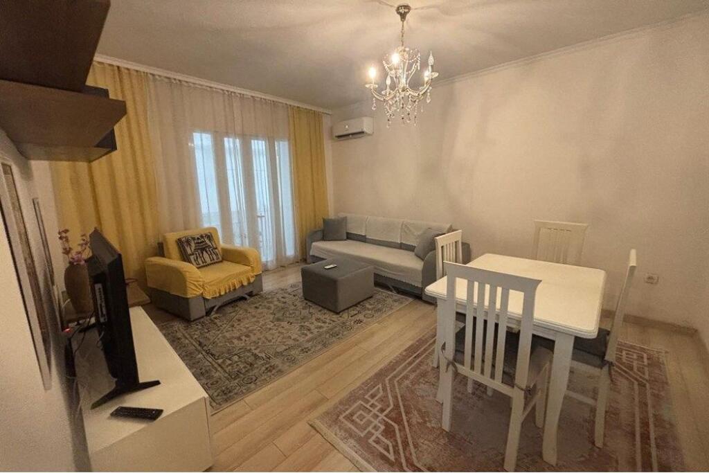 Appartamento in affitto 3+1 a Myslym Shyr