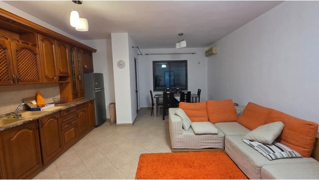 VENDESI APPARTAMENTO 2+1, Via Frang Bardhi