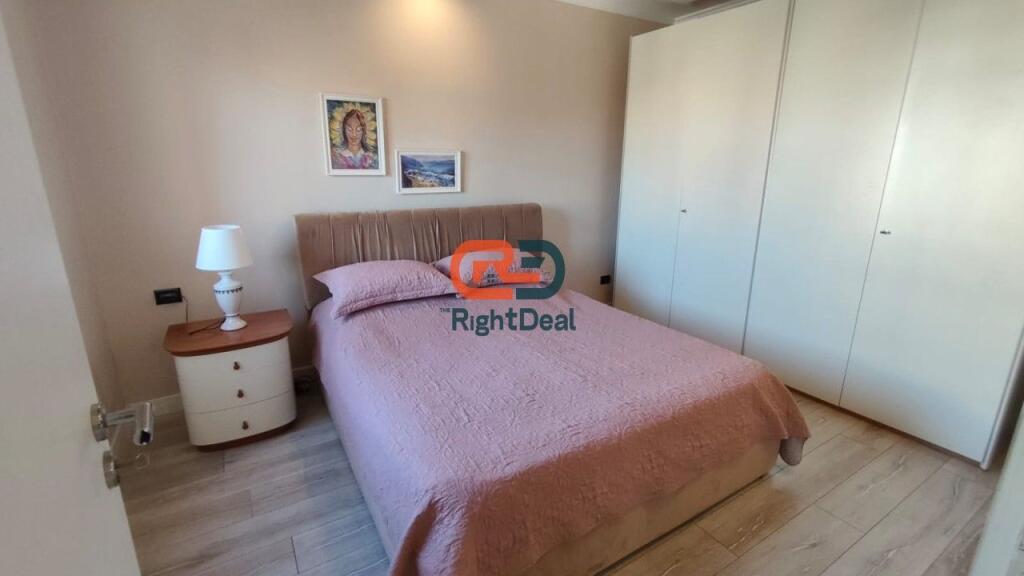 In the Center, Two Ideal Apartments for Investment for Sale!!
