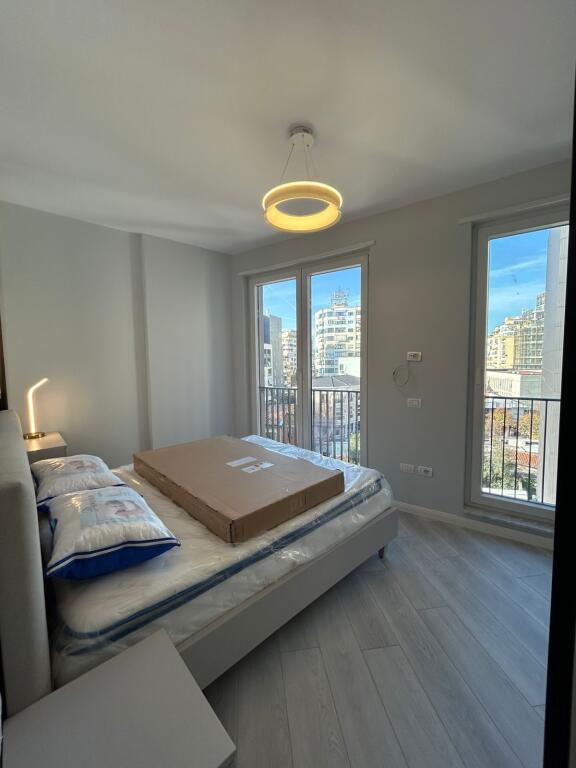 🏡 APPARTAMENTO 2+1 IN AFFITTO – CENTRO DI TIRANA