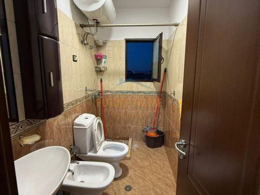 In vendita, Appartamento 2+1, Via Hoxha Tahsim, Tirana.