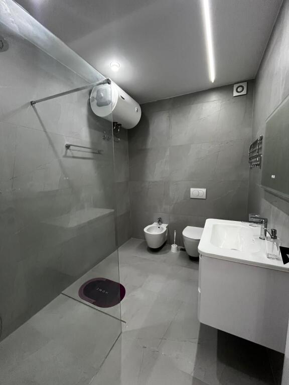 Appartamento 3+1+2 con 2 balconi in vendita – Markata Durres