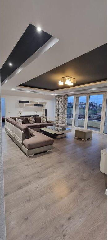 Two floors of a villa are for rent in Fresk near the Topi Residence!