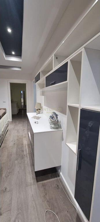Two floors of a villa are for rent in Fresk near the Topi Residence!