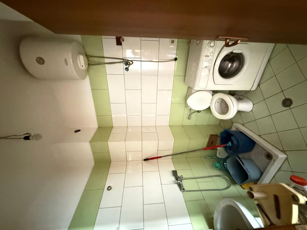 In vendita occasione appartamento 1+1 (53.7m2) 67.000 euro presso il Terminal (parcheggio garantito sotto il palazzo)
