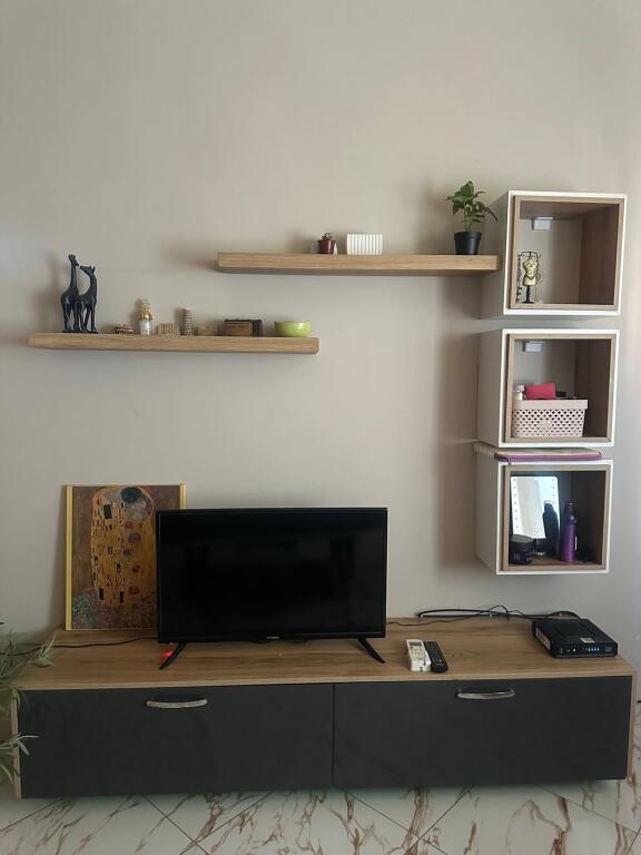 Jepet apartament 1+1 me qera prane Sheshit Willson