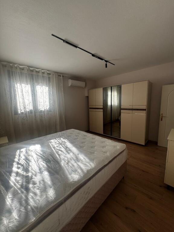 📌Affittasi il primo piano di una villa 📍 Ali Dem!!!