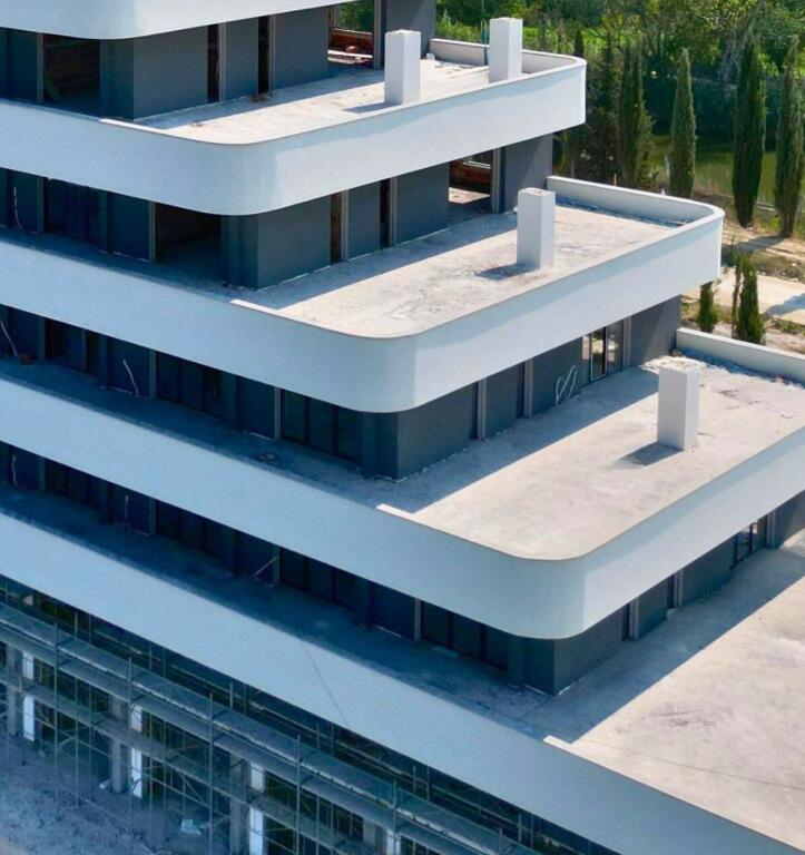VENDESI appartamento 1+1+parcheggio Residenza Turqouise Marine, Hamallaj, Golfo di Lalzit