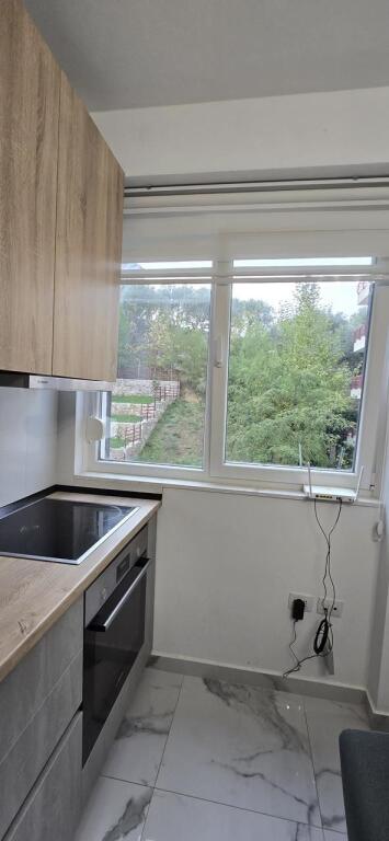 📣 APPARTAMENTO 2+1 IN AFFITTO📌 Lago Secco, Via Hamdi Sina 💶 Affitto: 60.000 lek al mese