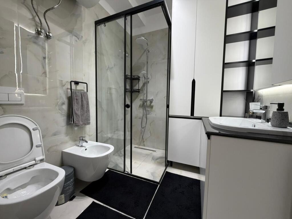 Apartment 2+1 for rent at Kodra e Diellit.