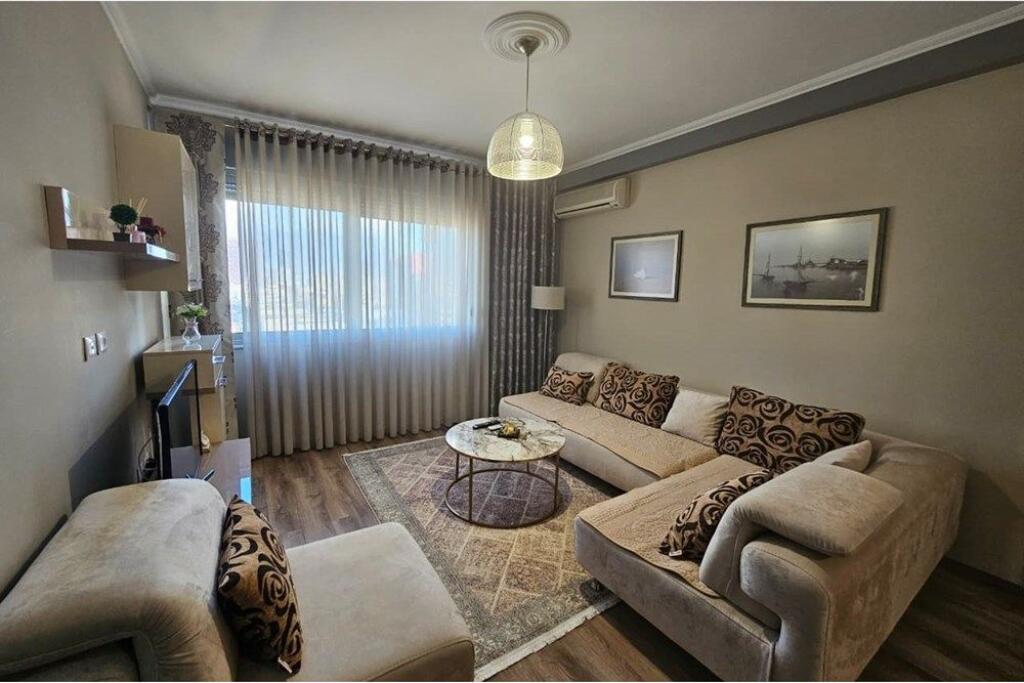 Apartment 1+1 for rent at Kavaja Street