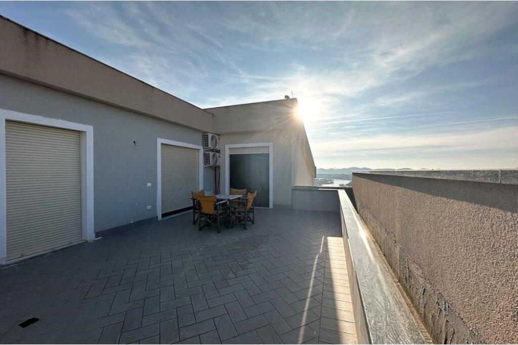 ✨Appartamento 2+1 con Veranda in Vendita | 📍Farkë