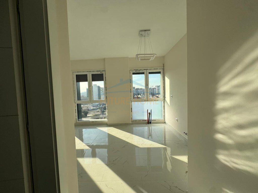 Qira, Apartament 1+1+ Post Parkimi, për zyrë, Jordan Misja, Tiranë.
