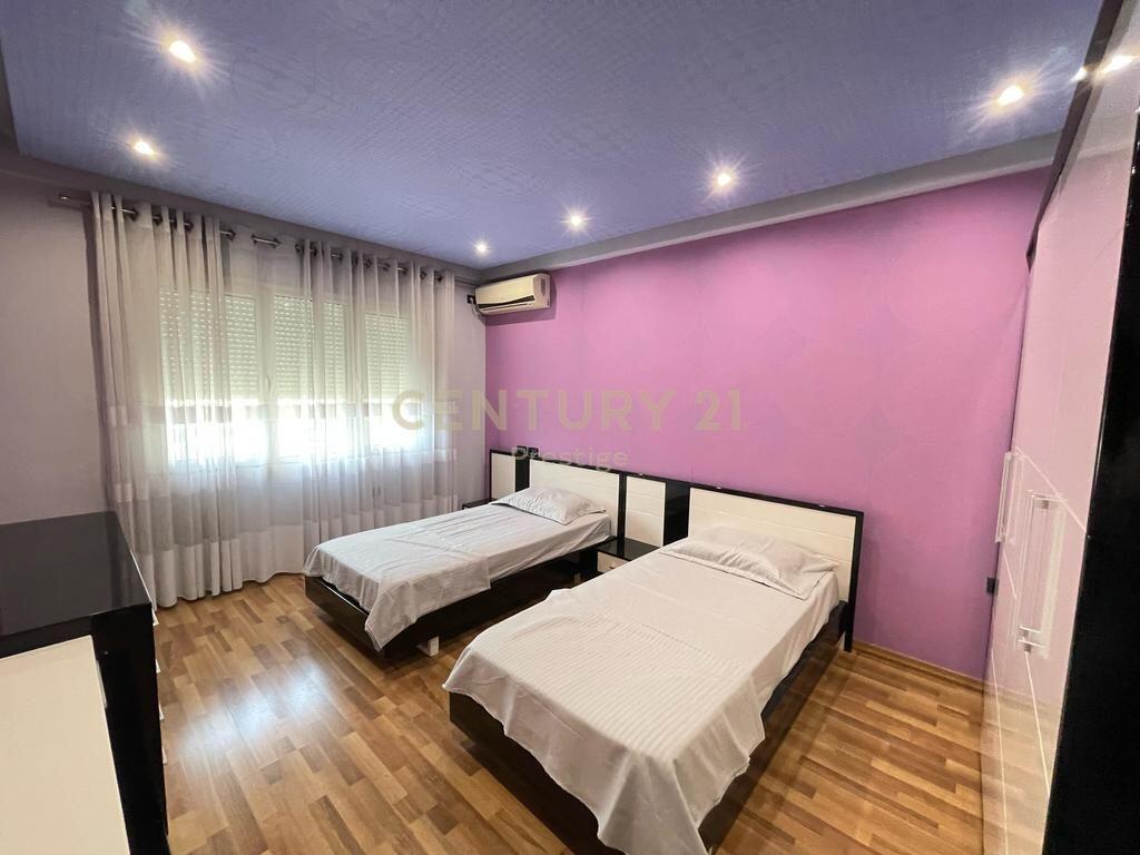 JEPET ME QIRA APARTAMENT 2+1+2 PRANE AMBASADES AMERIKANE, TIRANE! 1,000 € /Muaj Sip. Totale  120m2