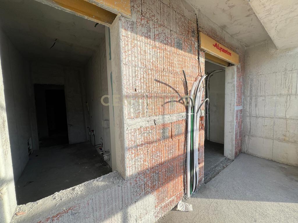 We sell Apartment 2+1+2 – Residence “Lidhja e Prizrenit”, Paskuqan!