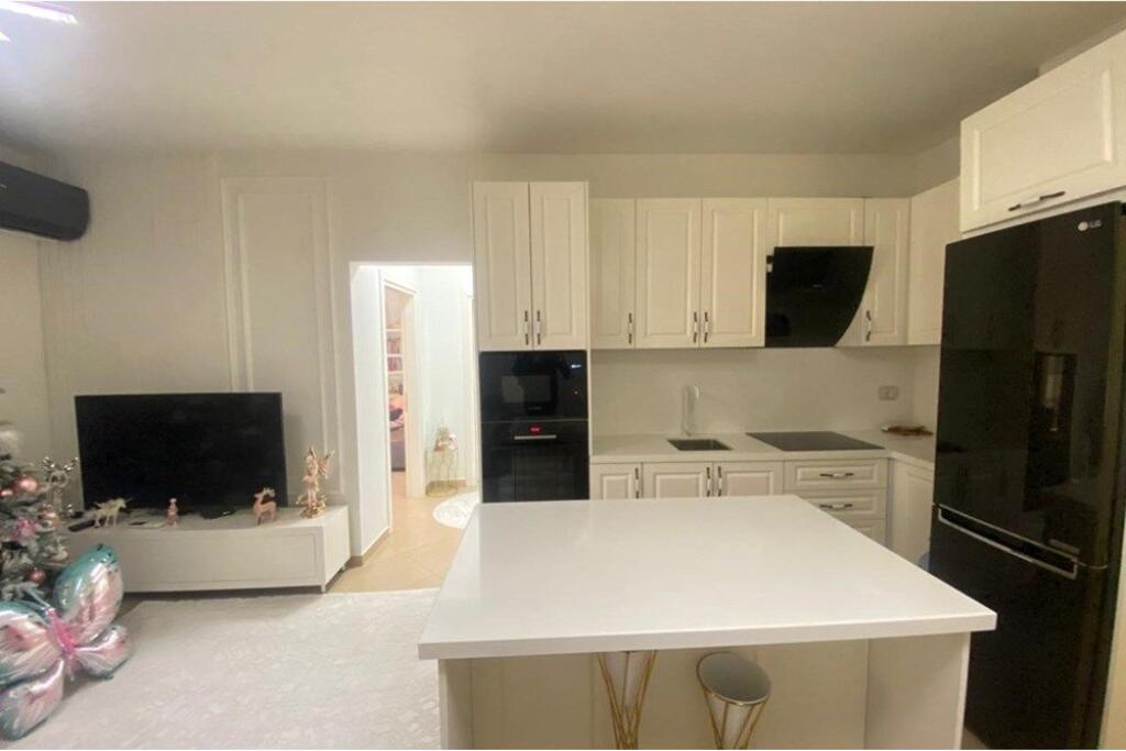 2+1 Apartment for Sale in Fresk