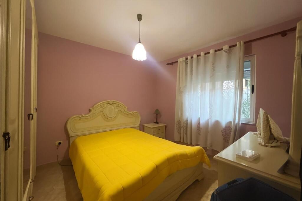 Appartamento in vendita all'indirizzo 📍 Via Niko Avrami, vicino alla scuola “Bajram Curri”