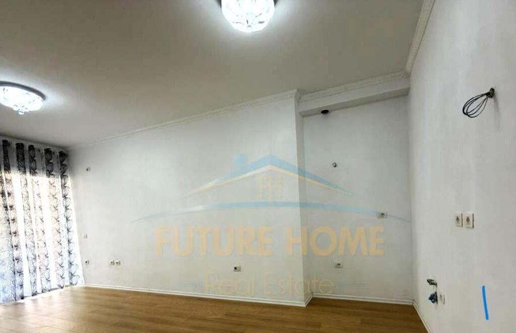 For sale, Apartment 1+1, Thesarit Street, Fresk, Tirana