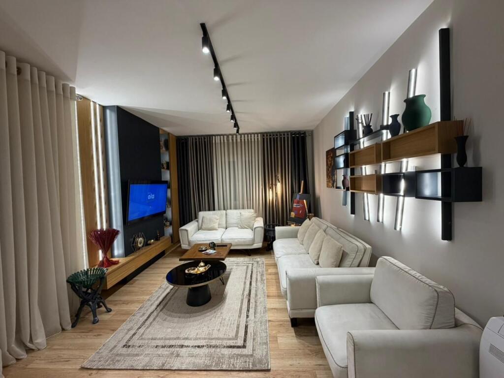 Apartment 2+1 for rent at Kodra e Diellit.