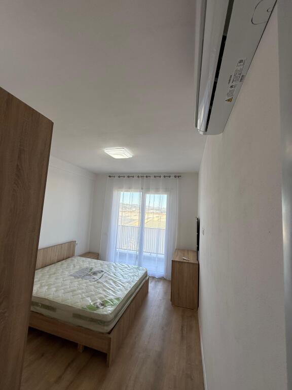 Apartament 2+1 me qira Univers City