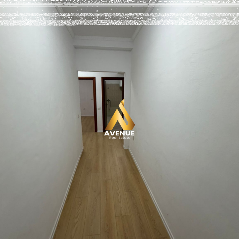 Vendesi appartamento 1+1– Fresk, Via del Tesoro (vicino al Market Spar 2)   