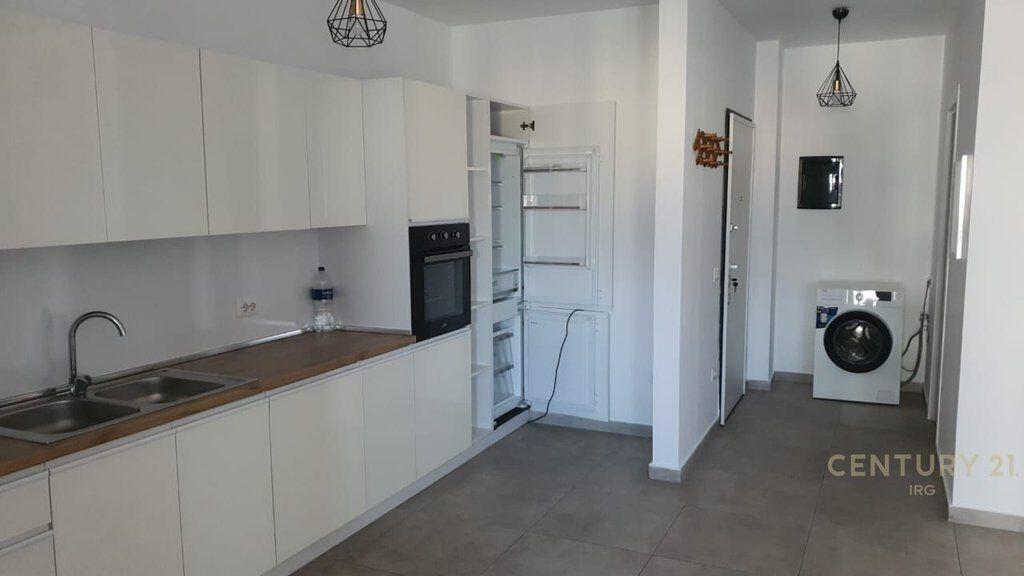 Apartment 2+1+2 for rent in the Zirkon Residence, near QSUT.