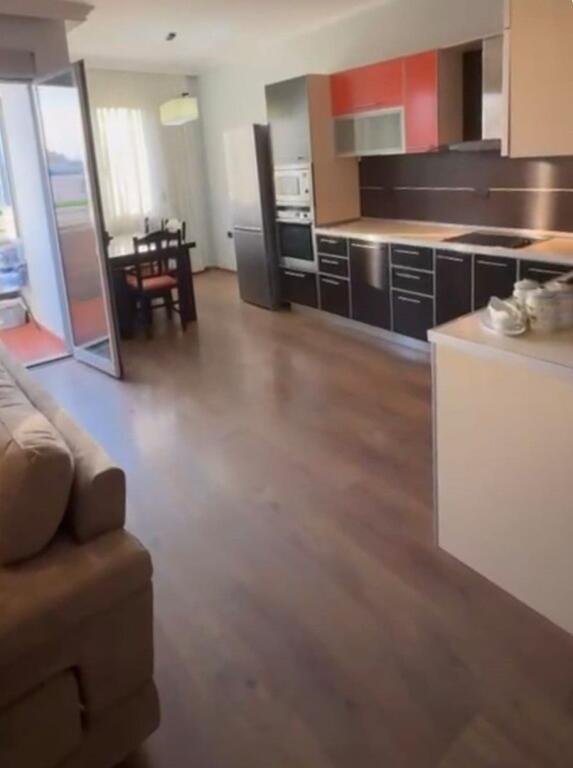House for rent, in Pallat i Ri 2+1              ID   13952        