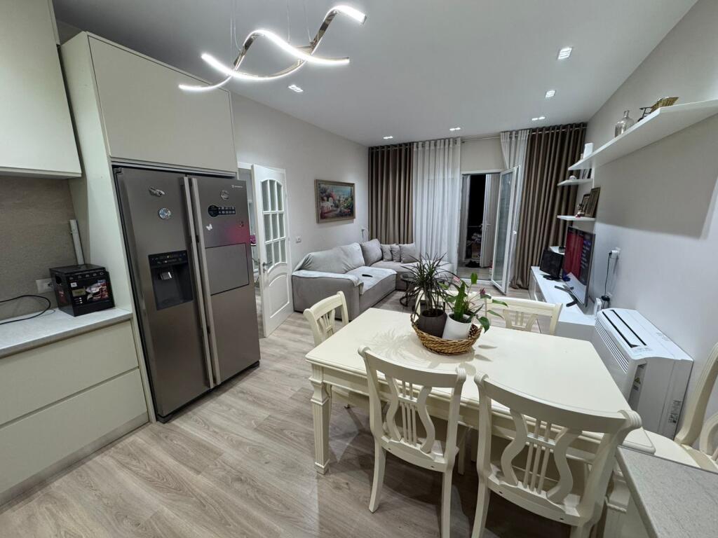 2+1,piano villa arredata Don Bosko,700 euro