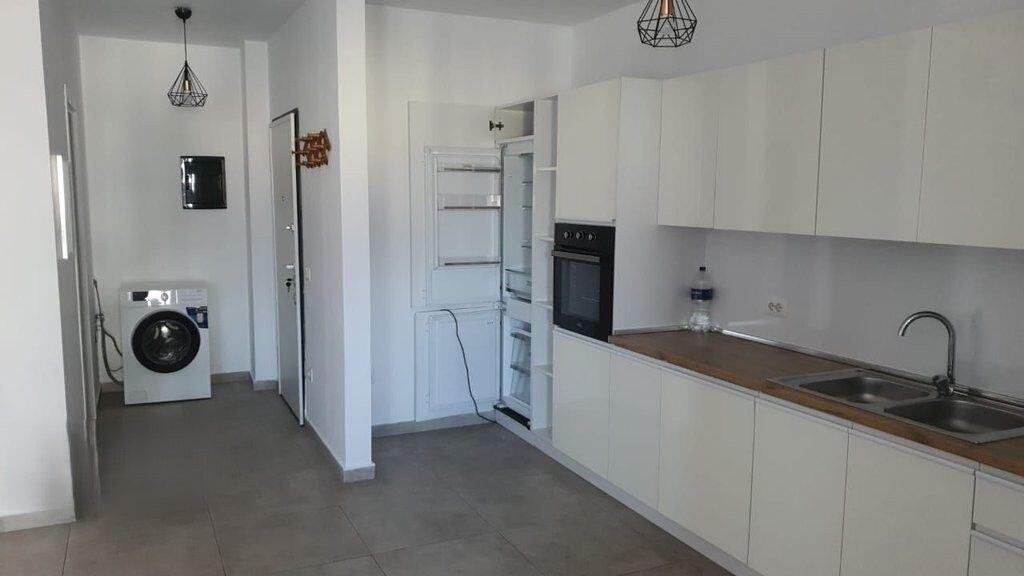 Appartamento 2+1+2+Parcheggio a Rezidenca Zirkon! 600 € /Mese